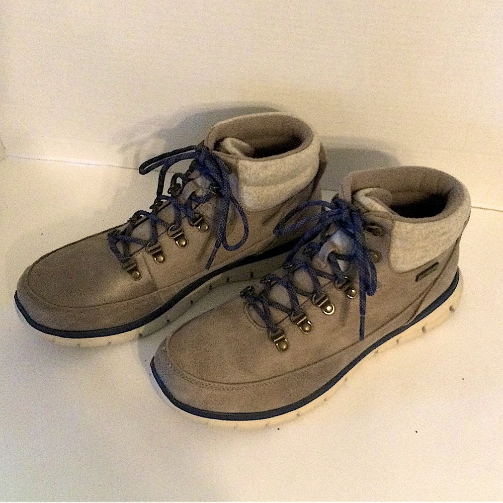 Sketchers Hiking Boots